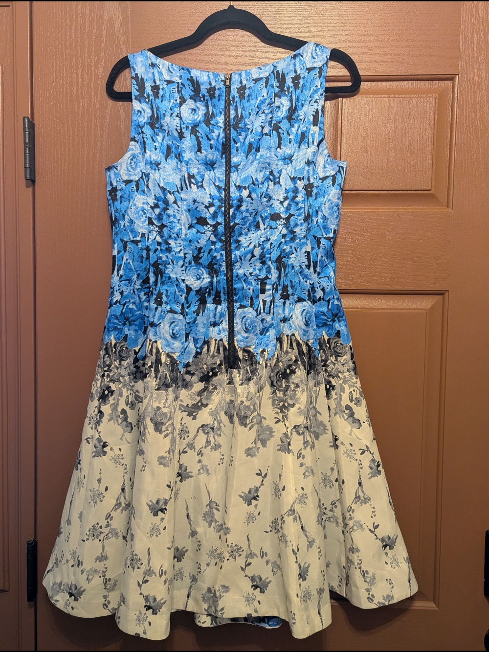 Sz 8 J. Taylor Blue Floral Fit-and-Flare Dress - Picture 2 of 7